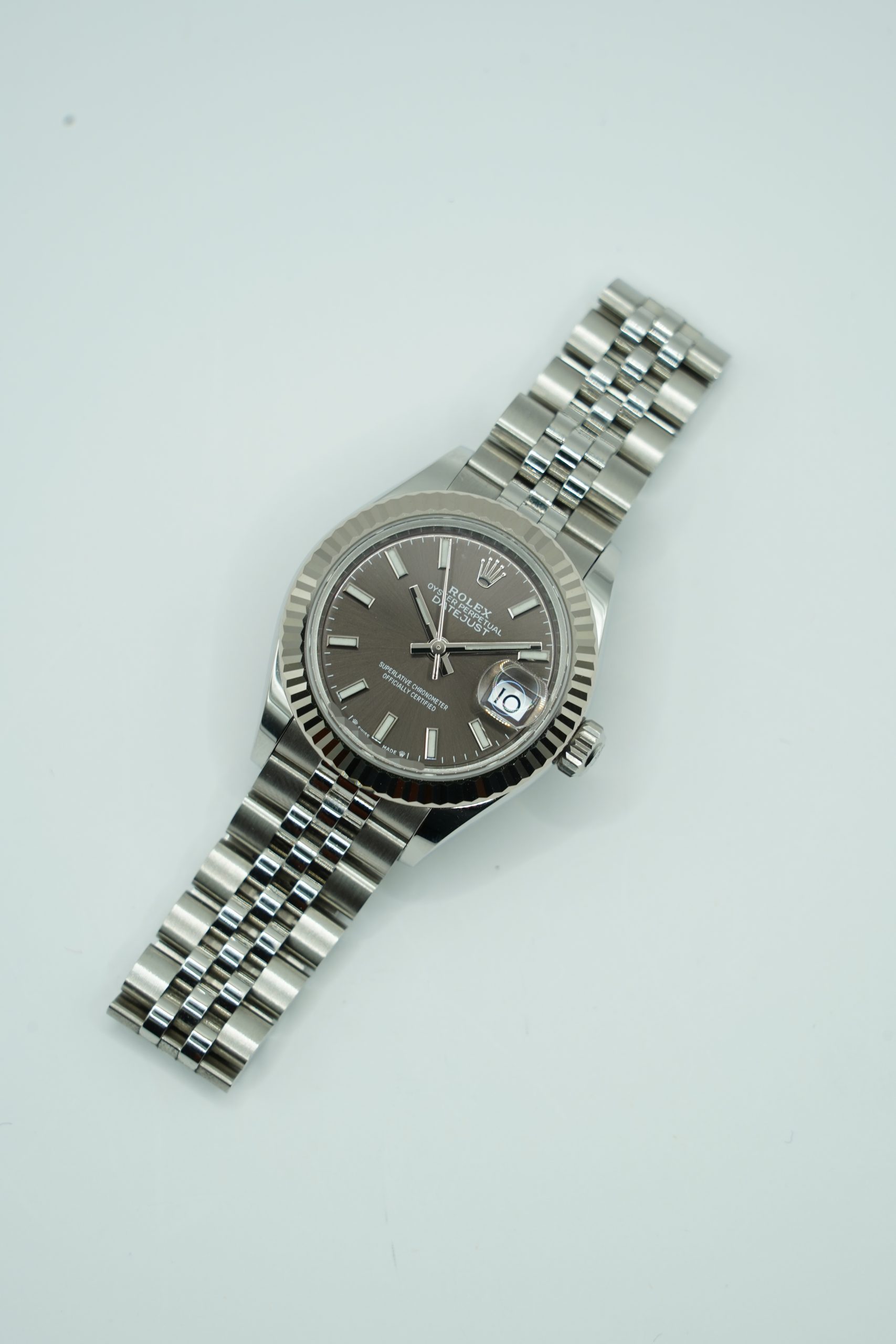 2023 Rolex 28mm LADY-DATEJUST Grey dial - Image 2