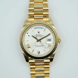 图片_20231113092625.jpg 2023 DAY-DATE 40MM YELLOW GOLD silver rome