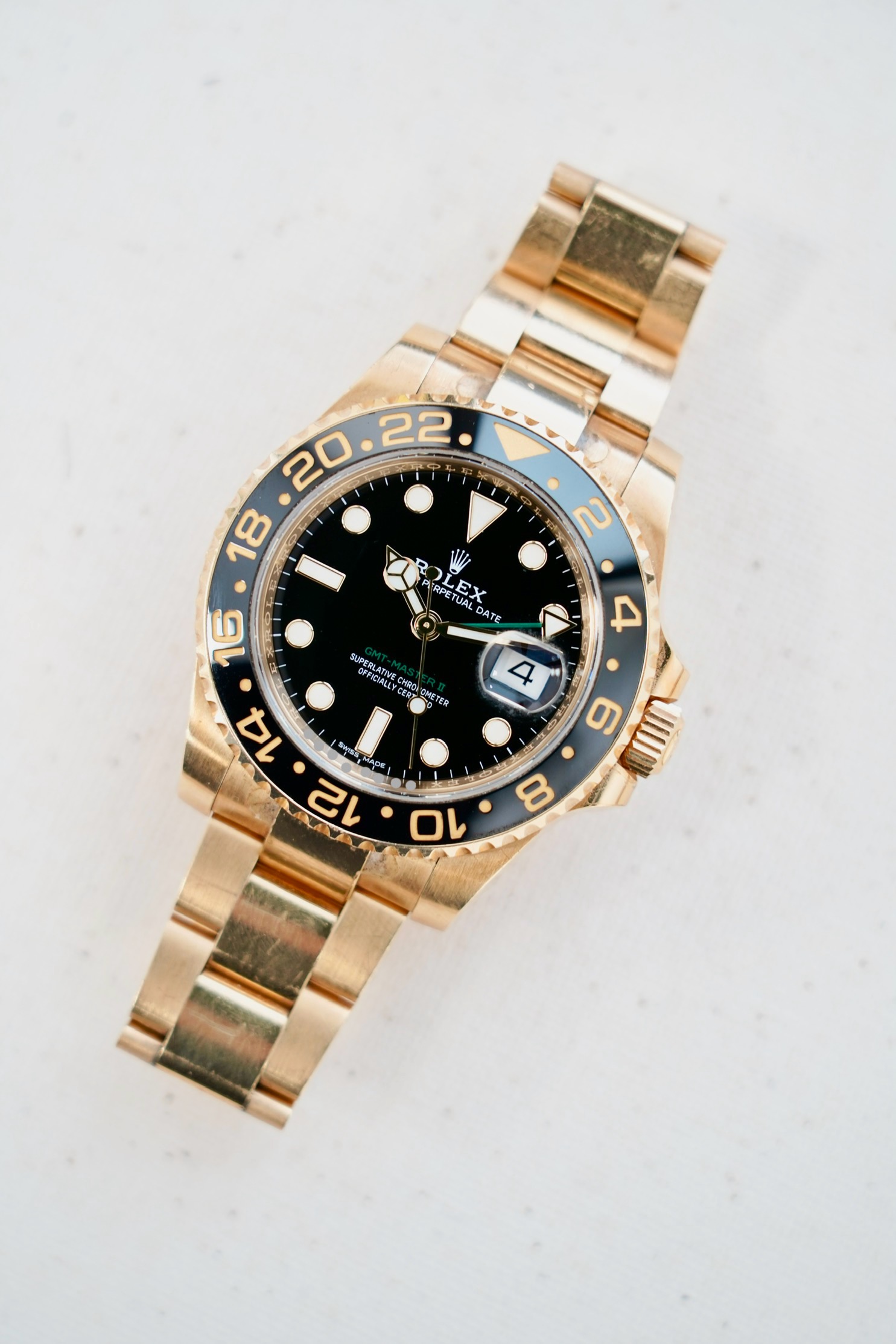 2019 ROLEX GMT MASTER II BLACK DIAL YELLOW GOLD - Image 2