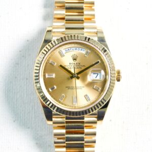 图片_20241114115301.jpg 2021 Rolex 40mm Daydate Champagne Baguette Yellow Gold