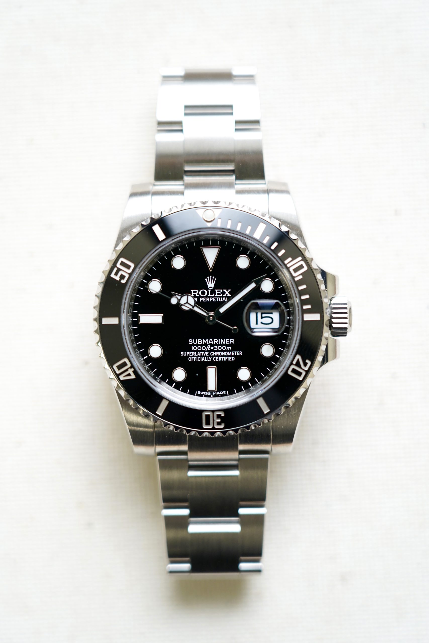 2017 ROLEX 40MM SUBMARINER DATE